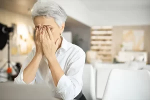 بی اختیاری ادرار در سالمندان